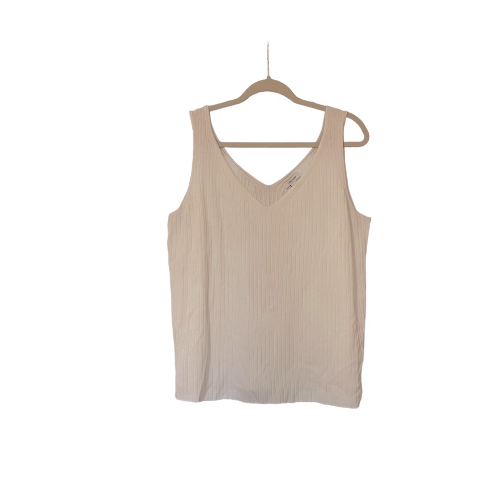 Nine West White V-Neck Tank Top XL